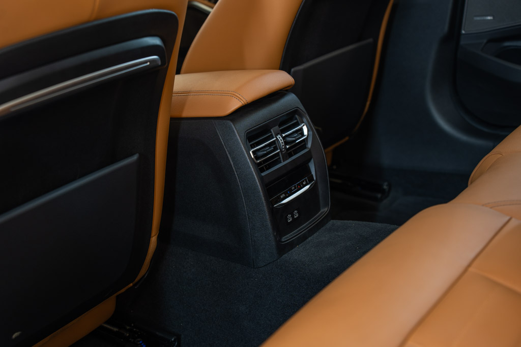 BMW 330LI GRAN M SPORT