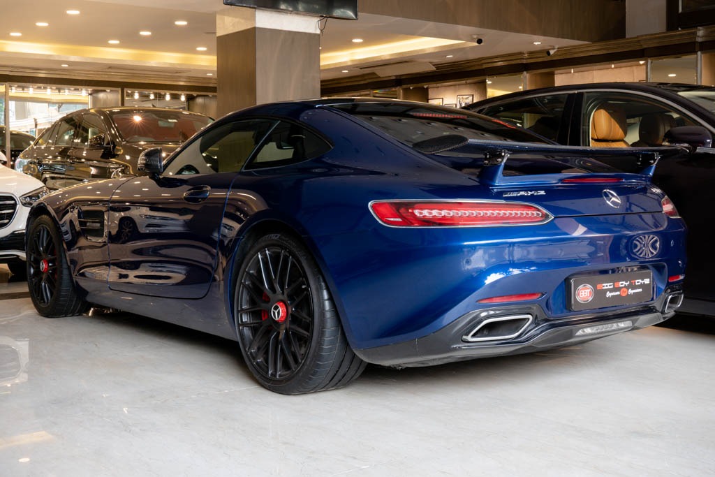 MERCEDES AMG GTS