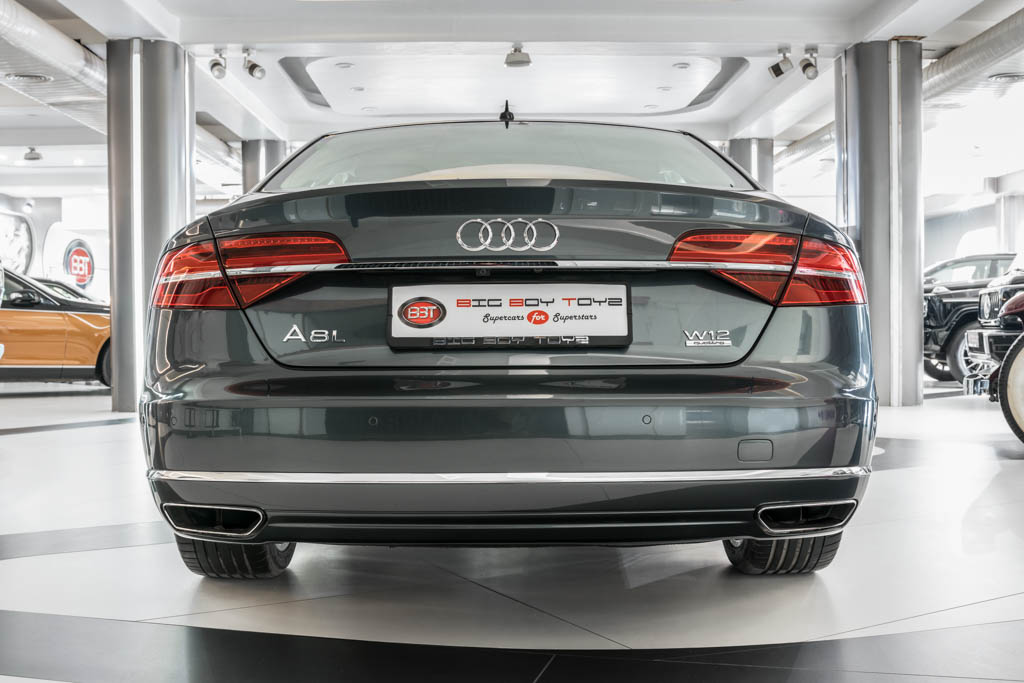 Audi A8L W12