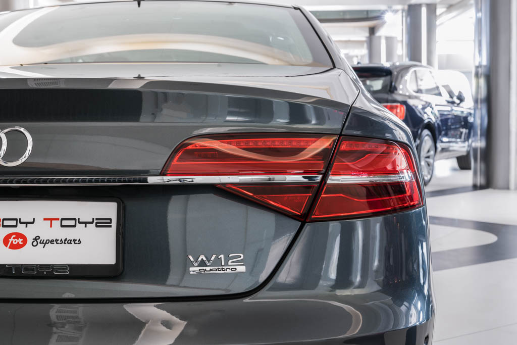 Audi A8L W12