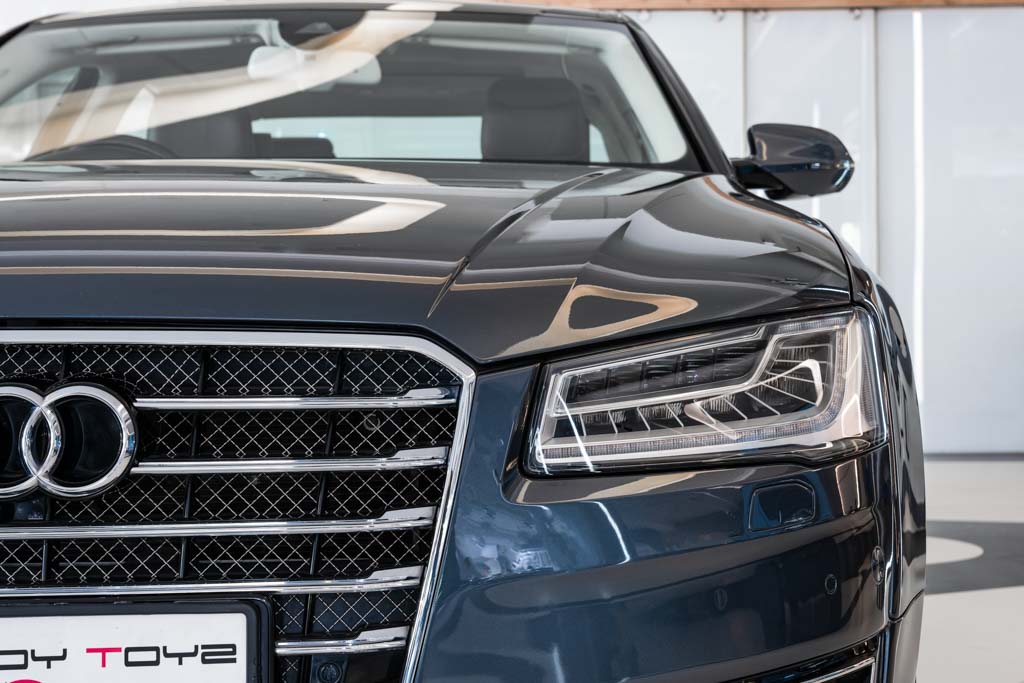 Audi A8L W12