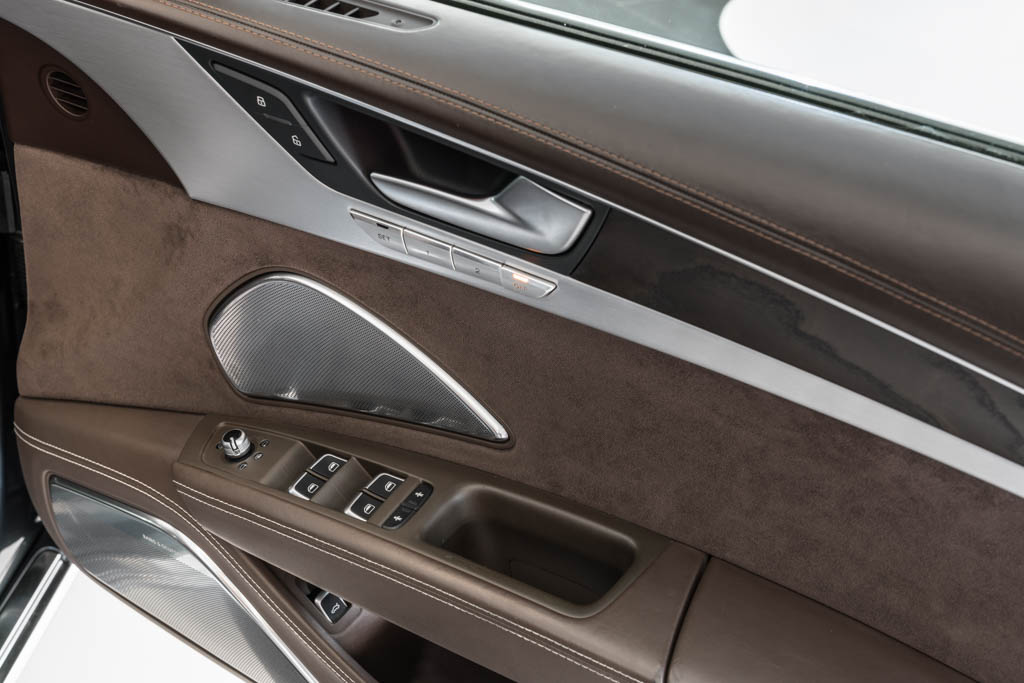 Audi A8L W12