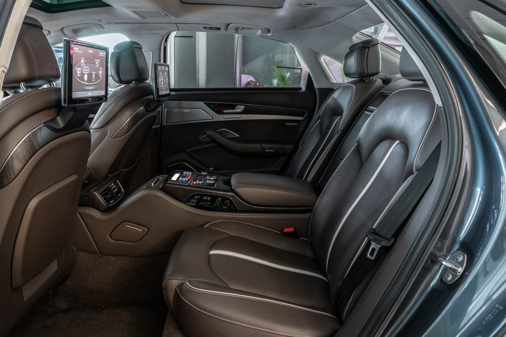 Audi A8L W12