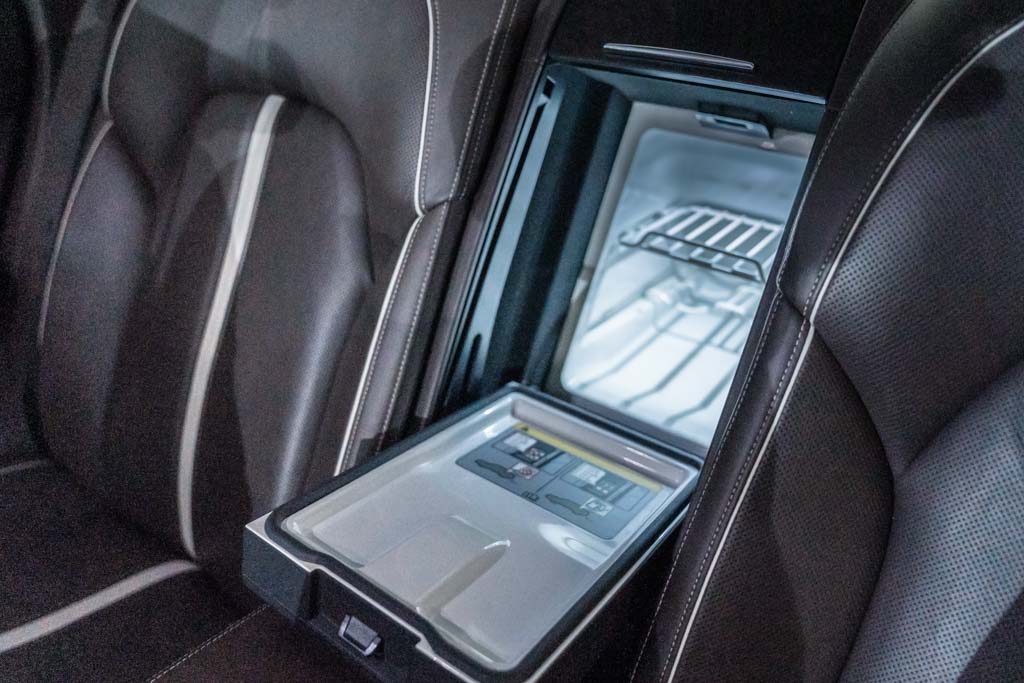 Audi A8L W12