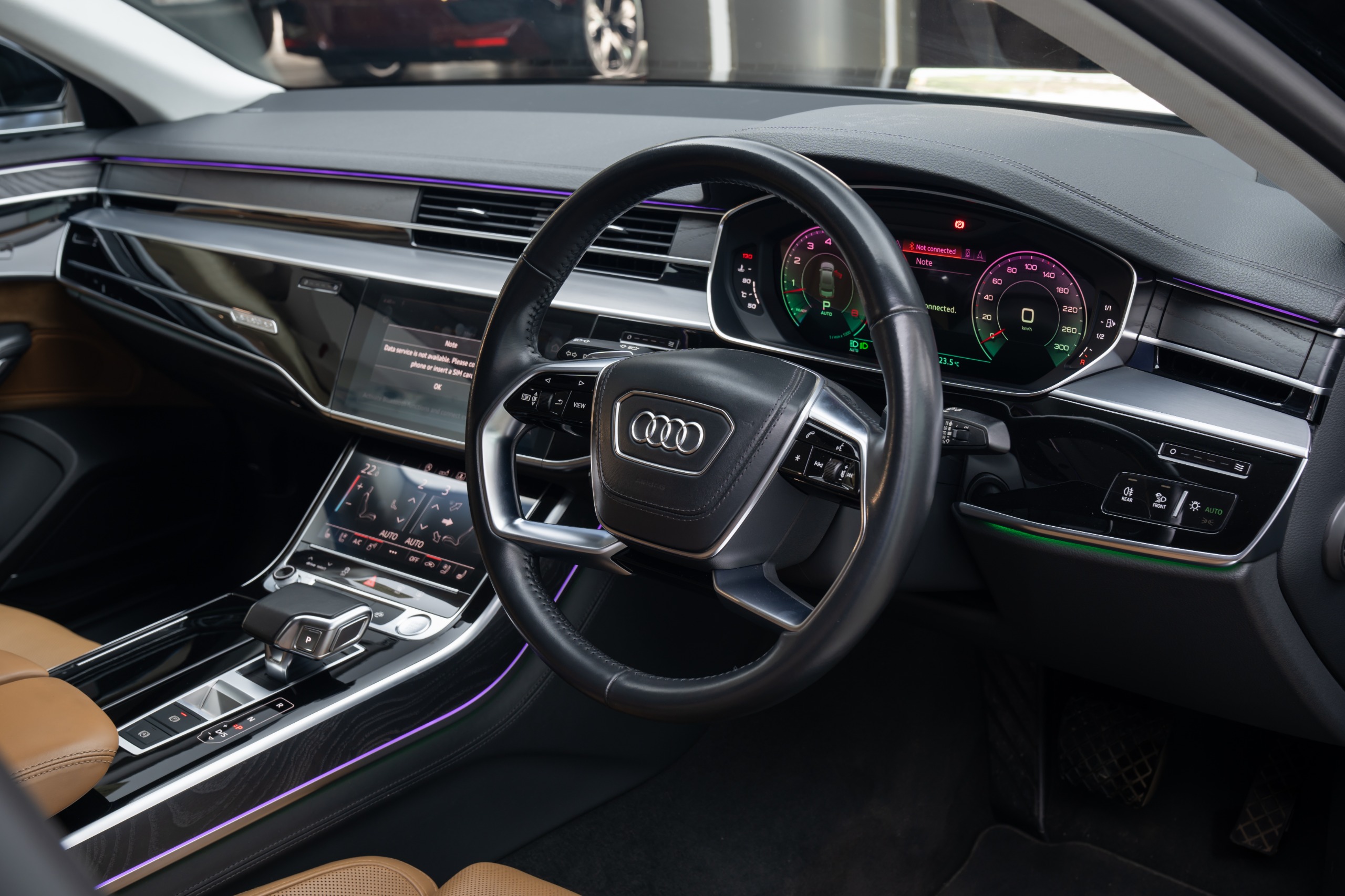 AUDI A8L 55 TFSI QUATTRO