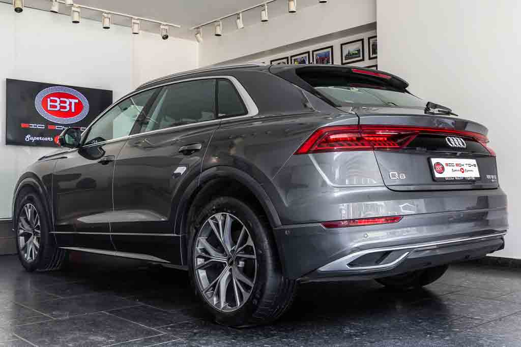 Audi Q8 55 TFSI Celebration