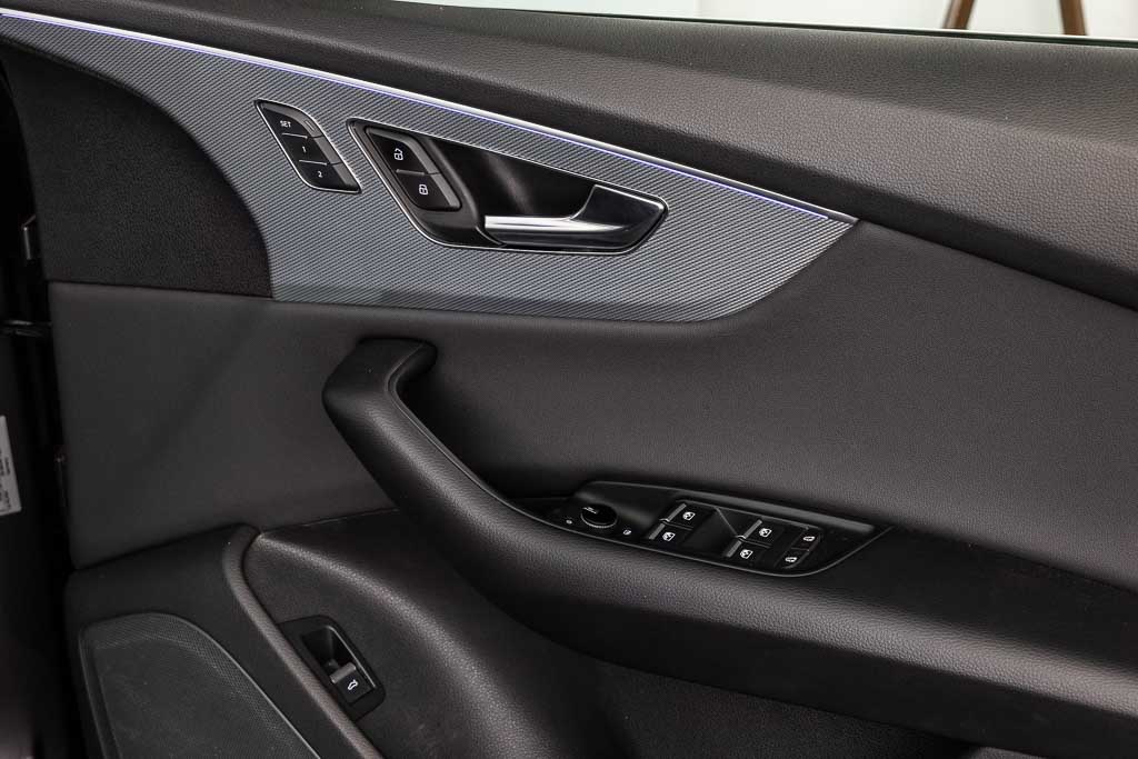 Audi Q8 55 TFSI Celebration