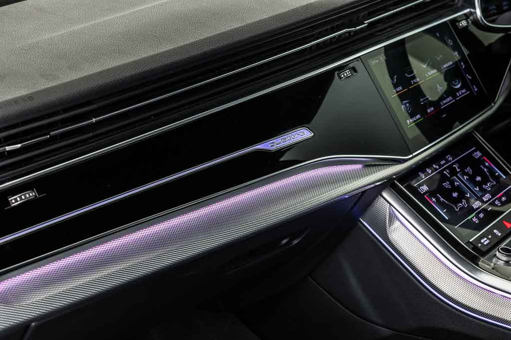 Audi Q8 55 TFSI Celebration