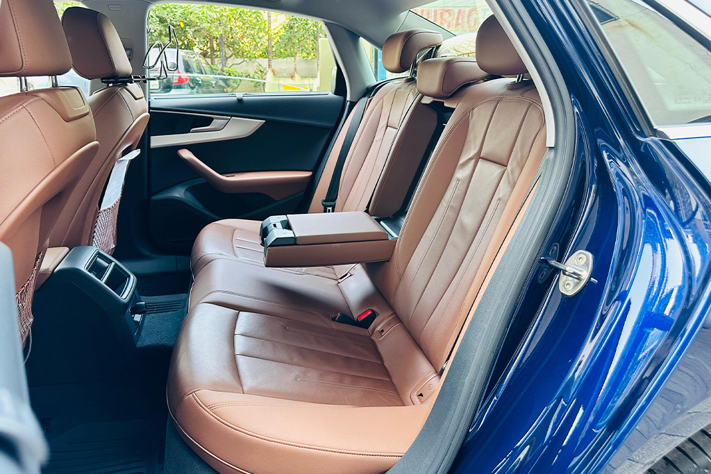 Audi A4 40 TFSI Premium