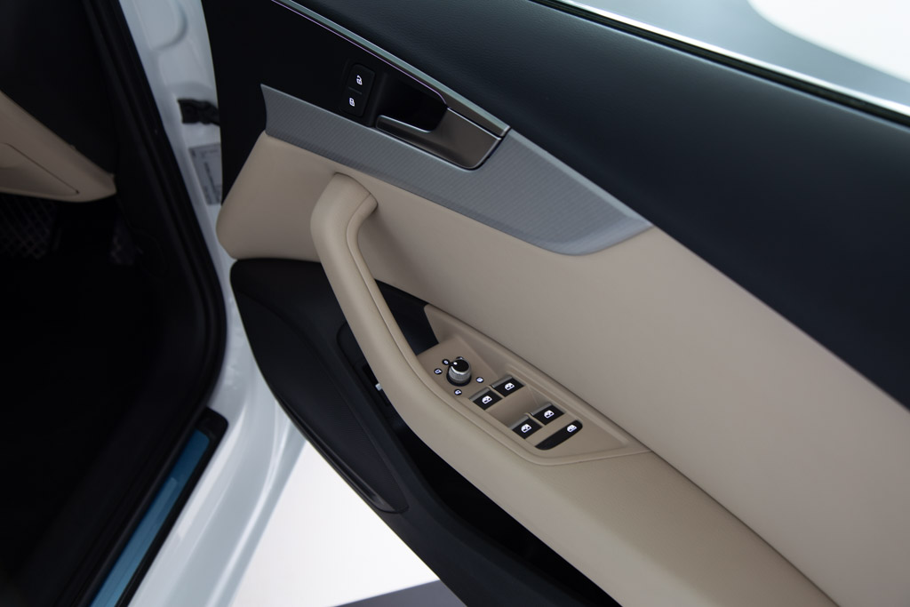 Audi A4 Premium Plus