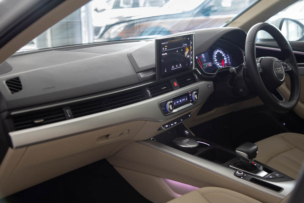 Audi A4 Premium Plus