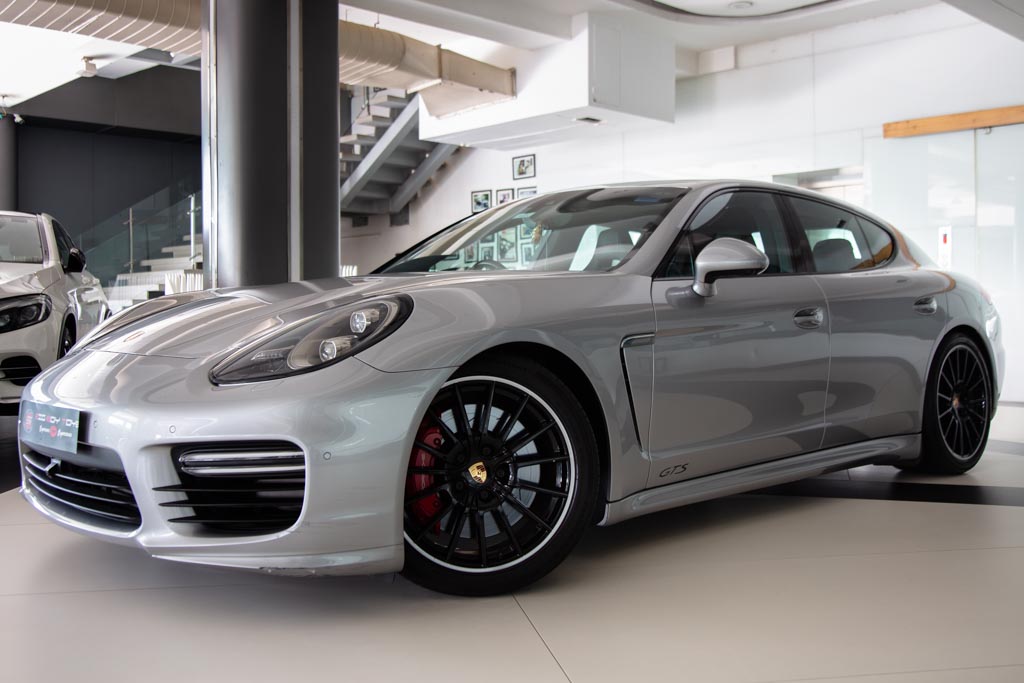 Porsche Panamera GTS