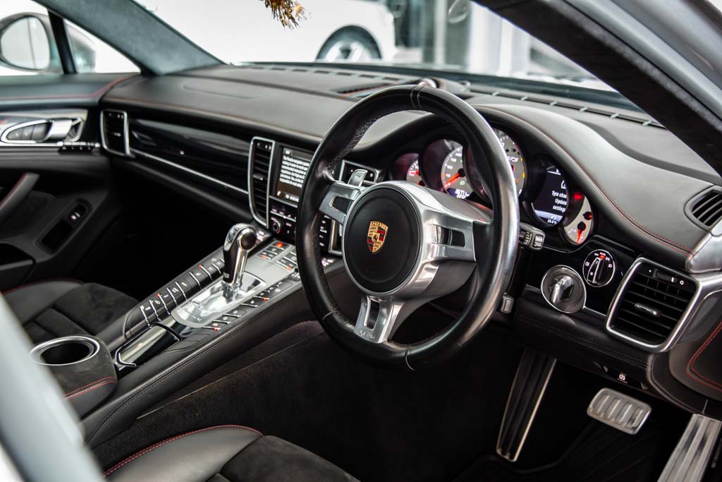 Porsche Panamera GTS