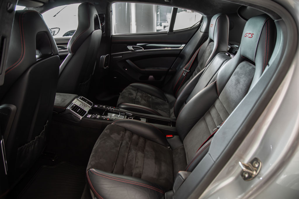 Porsche Panamera GTS