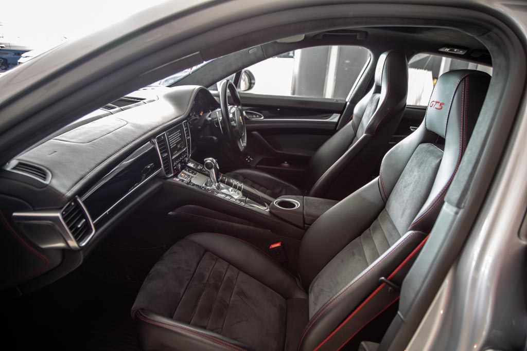 Porsche Panamera GTS