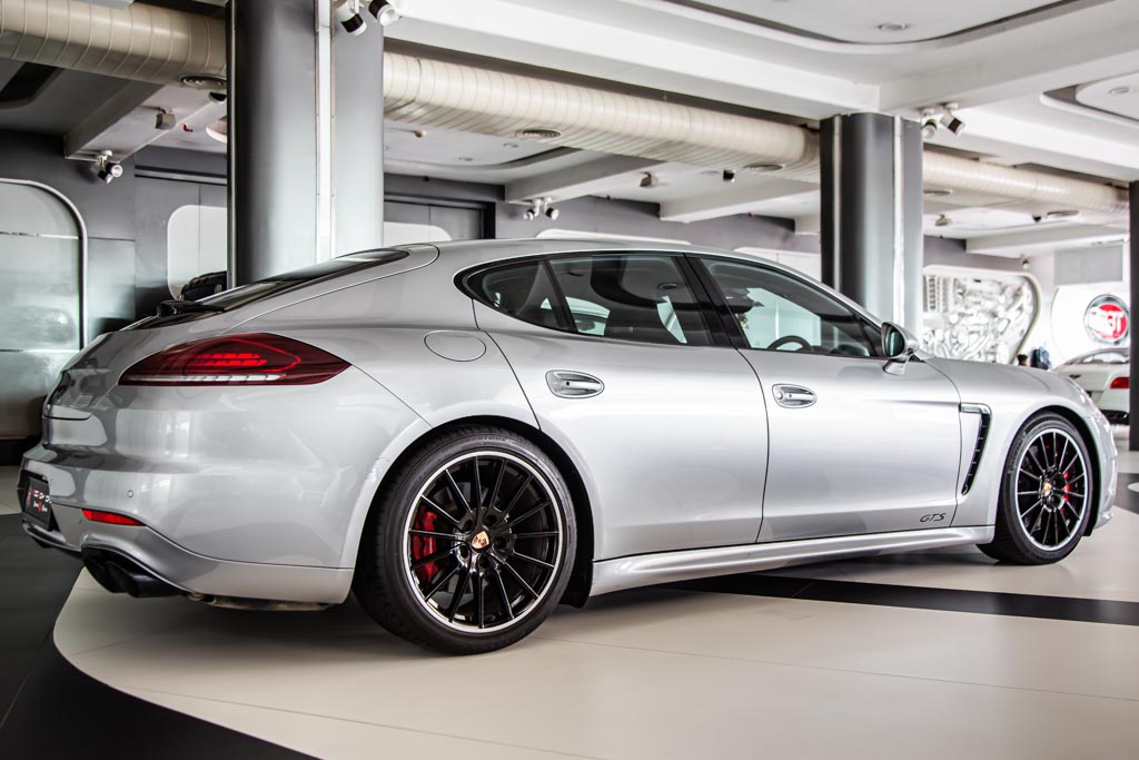 Porsche Panamera GTS