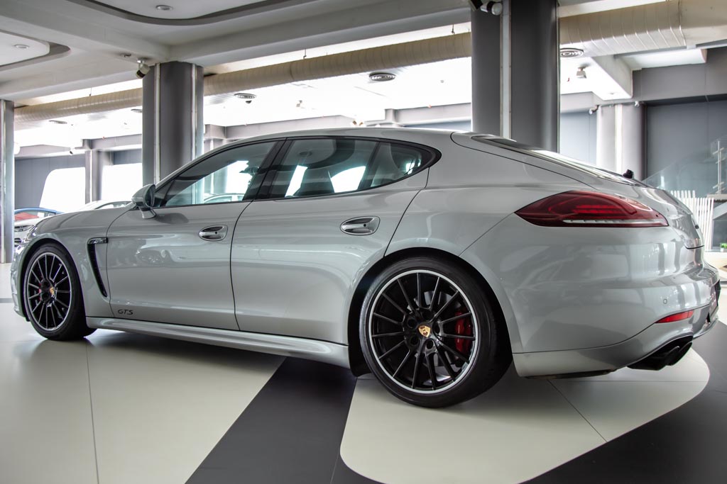 Porsche Panamera GTS