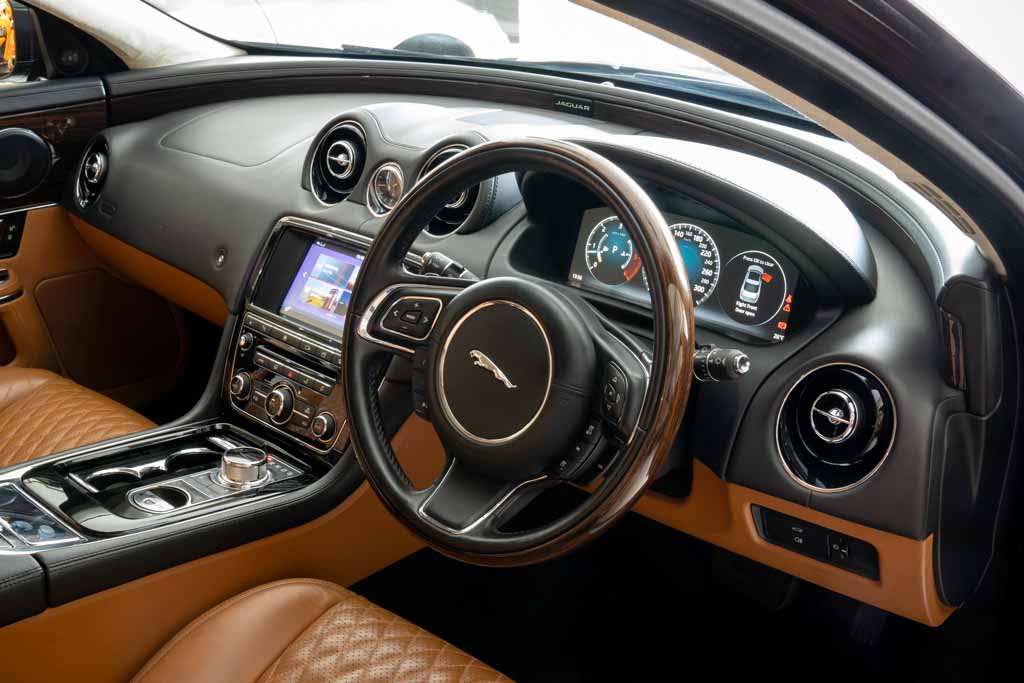 Jaguar XJL Portfolio