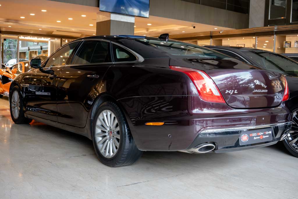 Jaguar XJL Portfolio