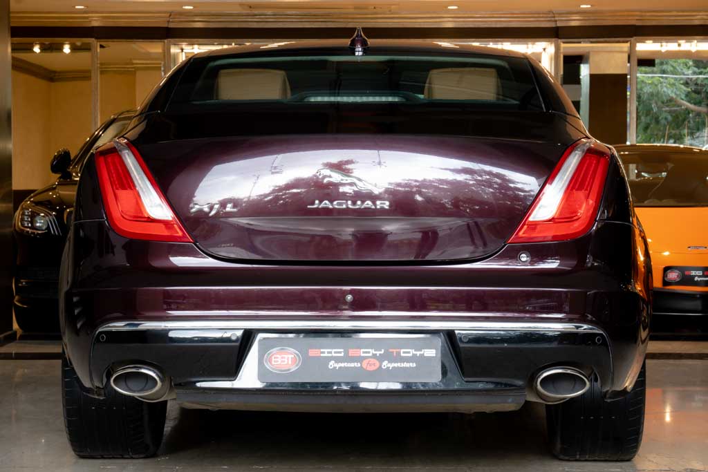 Jaguar XJL Portfolio