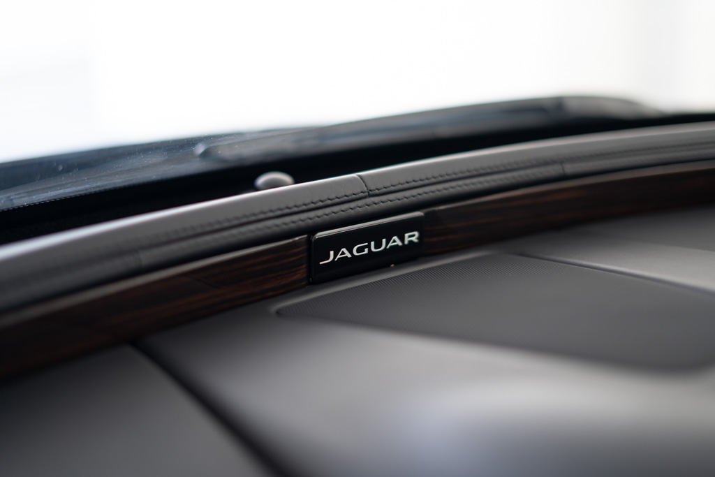 Jaguar XJL Portfolio
