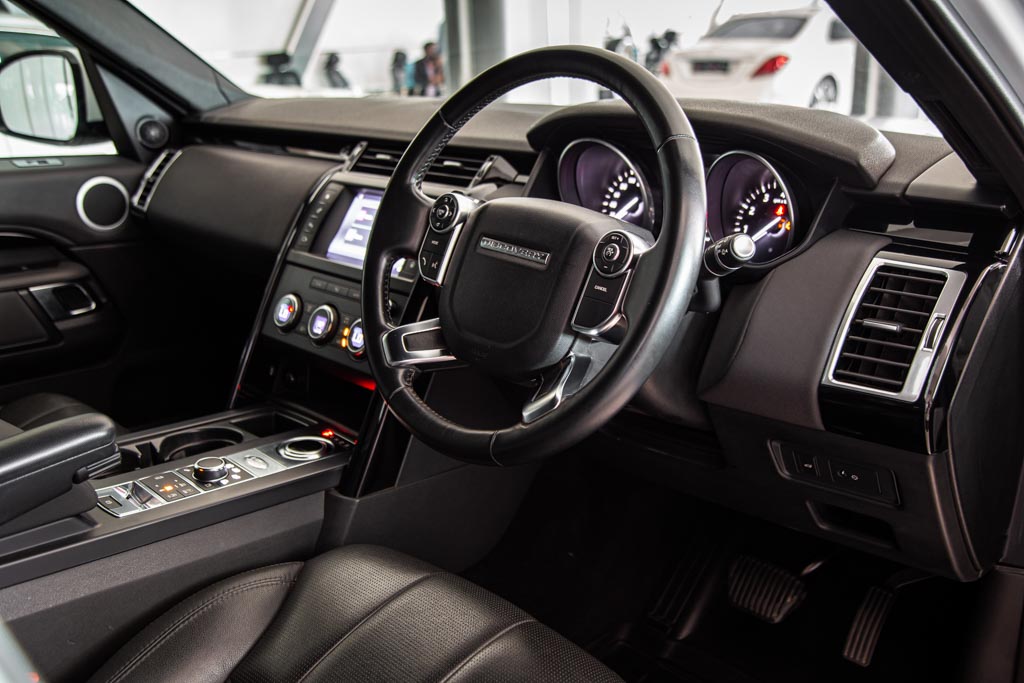 LAND ROVER DISCOVERY SE