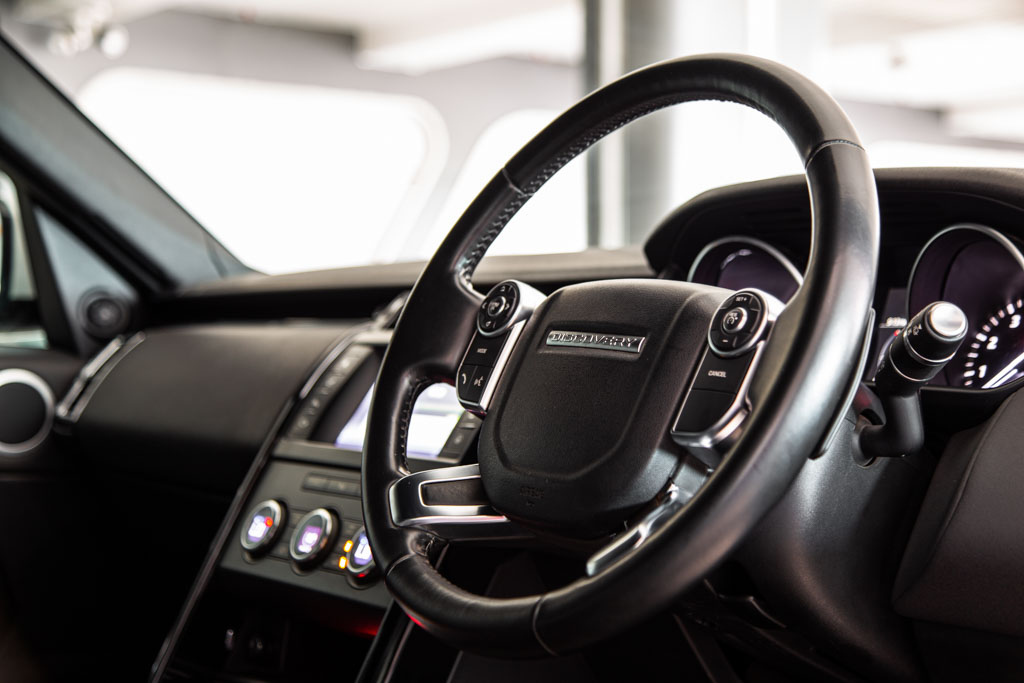 LAND ROVER DISCOVERY SE