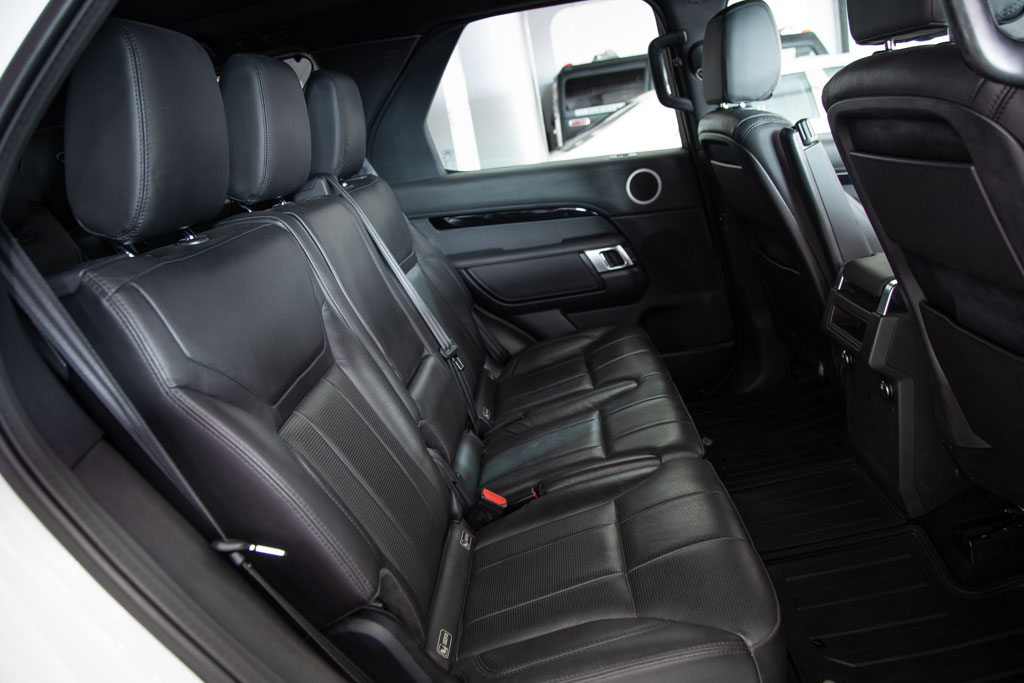 LAND ROVER DISCOVERY SE