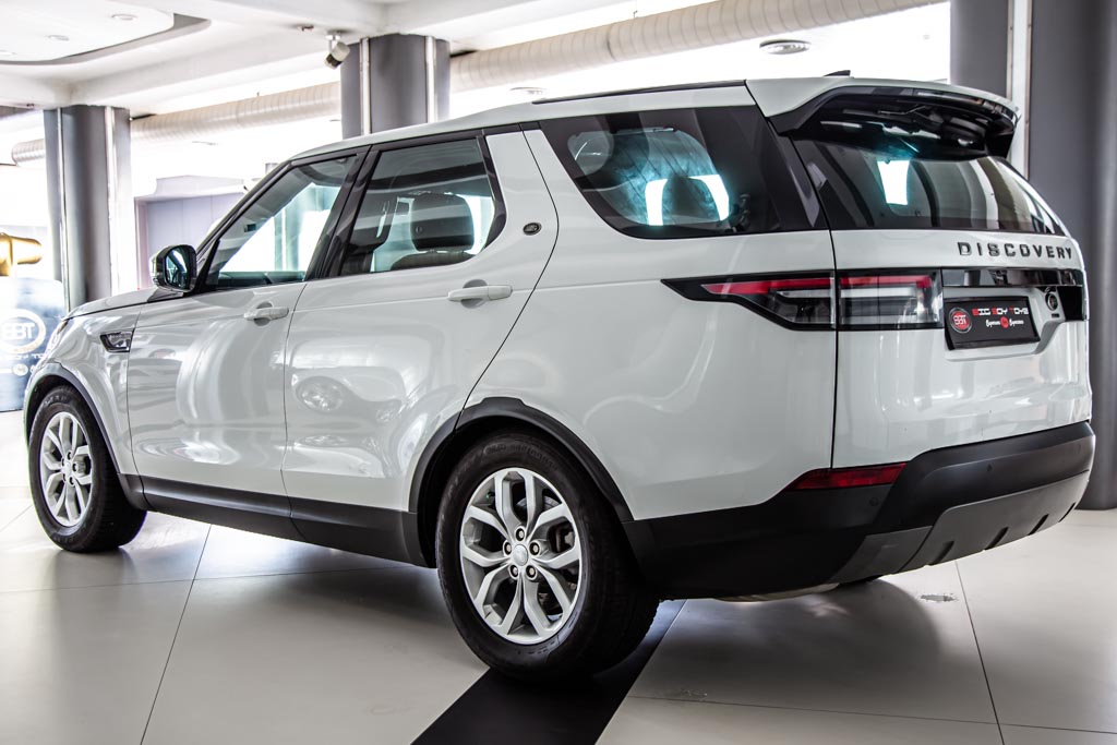 LAND ROVER DISCOVERY SE