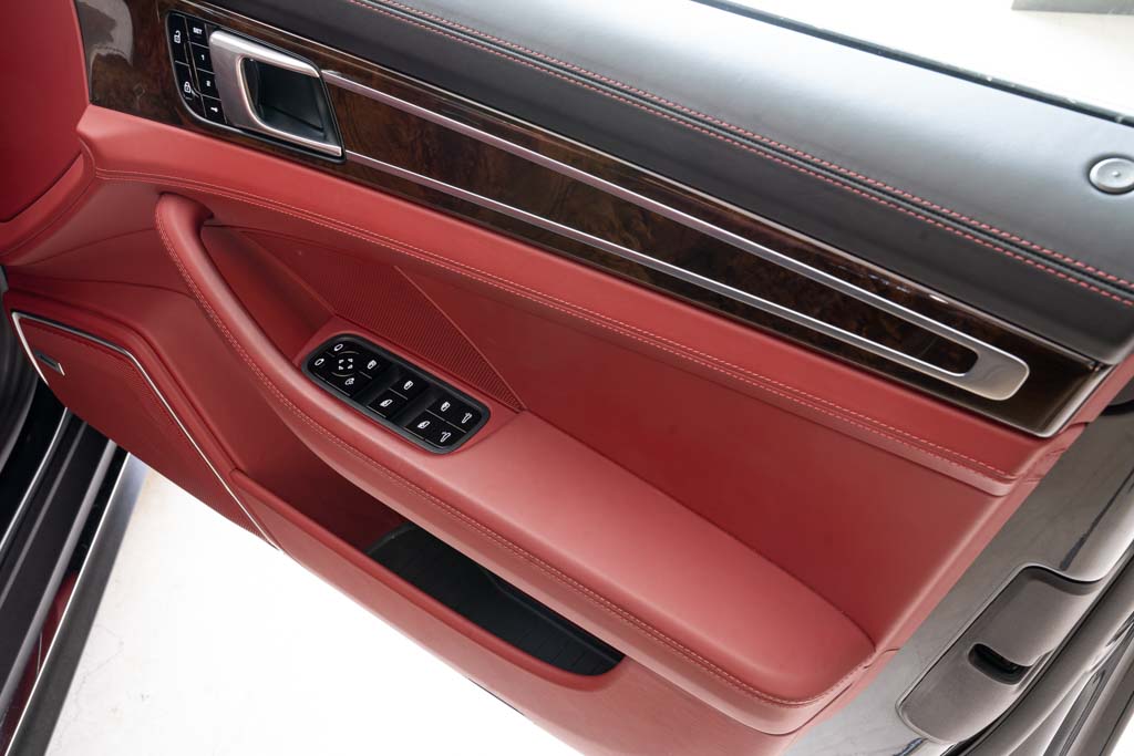 Porsche Panamera Turbo Executive