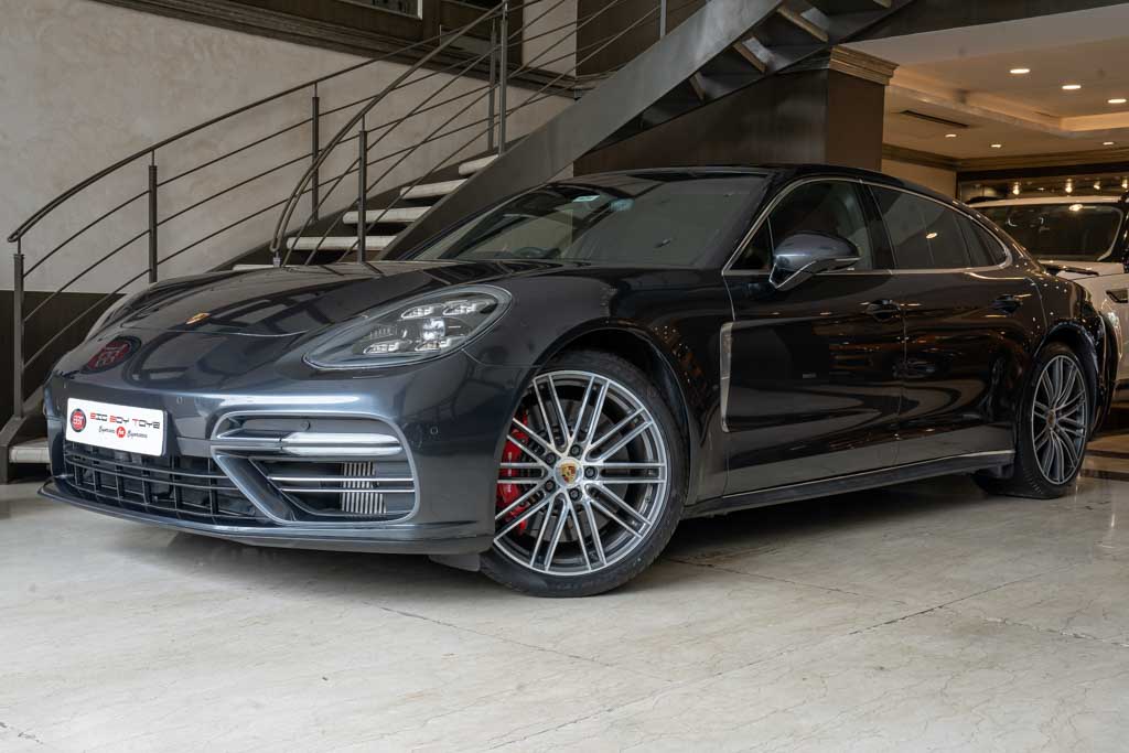 Porsche Panamera Turbo Executive