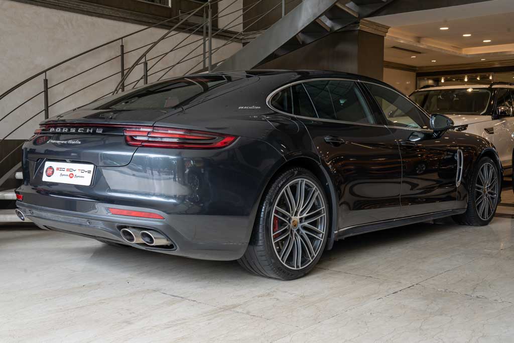 Porsche Panamera Turbo Executive