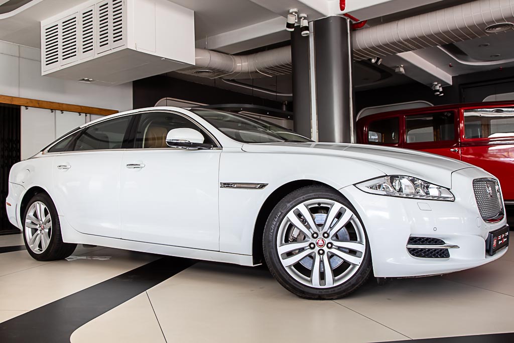 JAGUAR XJL PORTFOLIO
