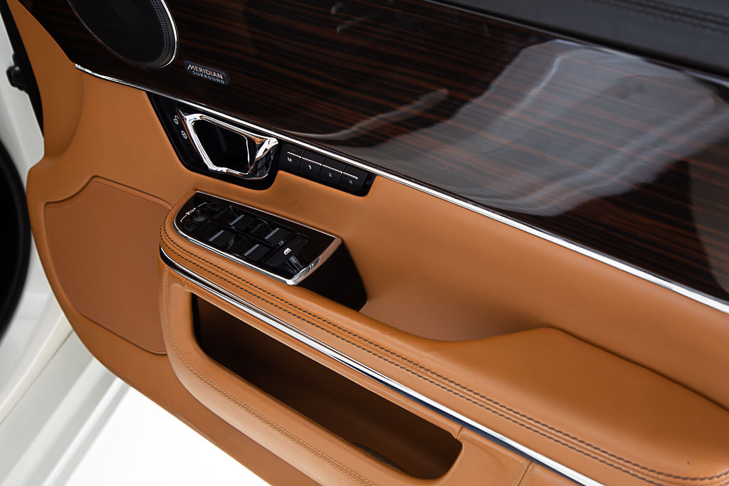 JAGUAR XJL PORTFOLIO