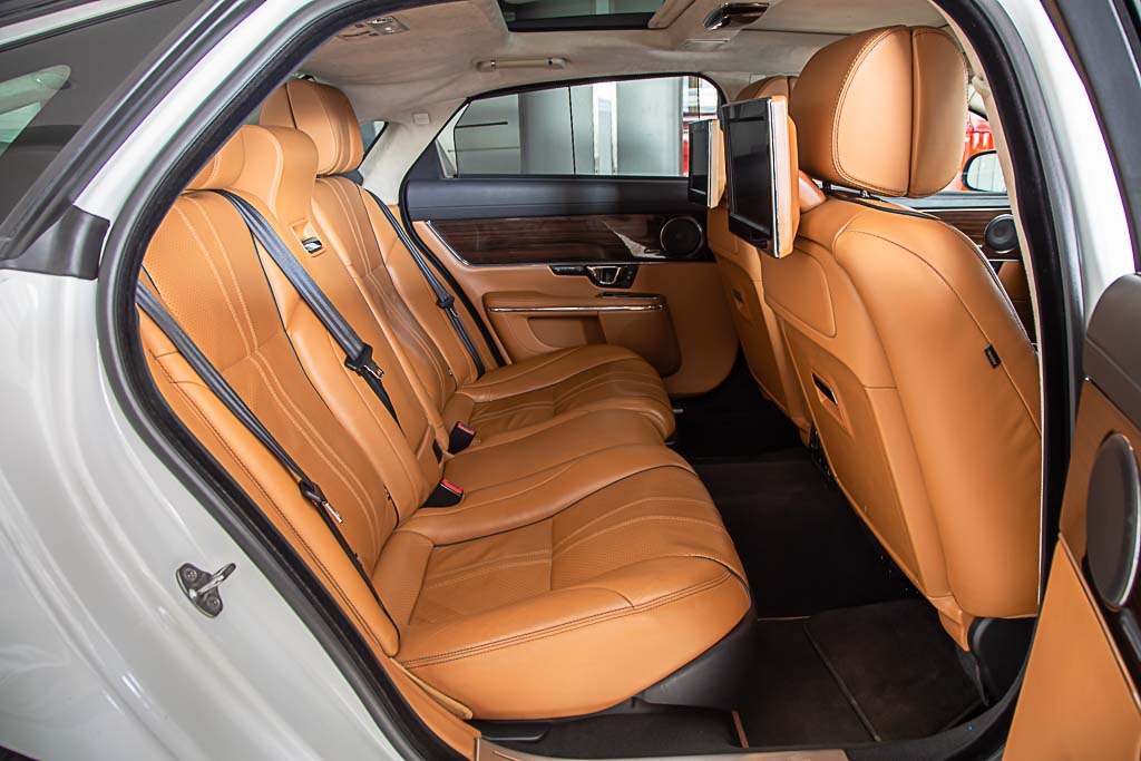 JAGUAR XJL PORTFOLIO