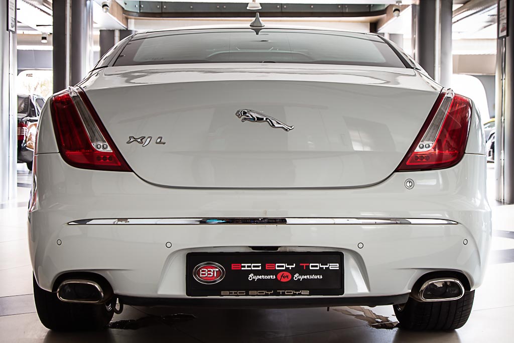 JAGUAR XJL PORTFOLIO