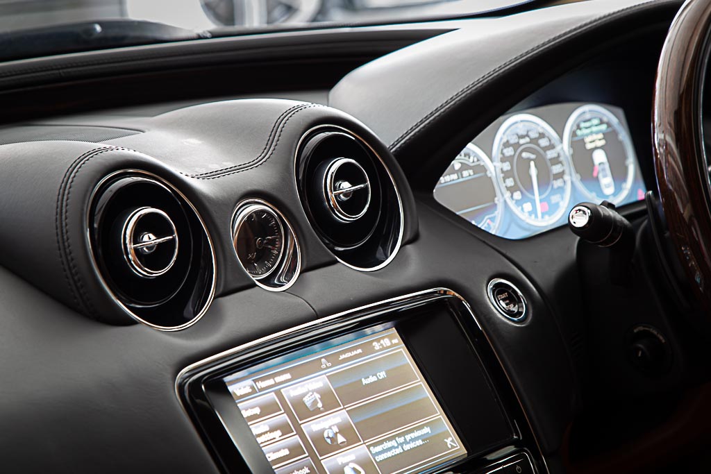 JAGUAR XJL PORTFOLIO