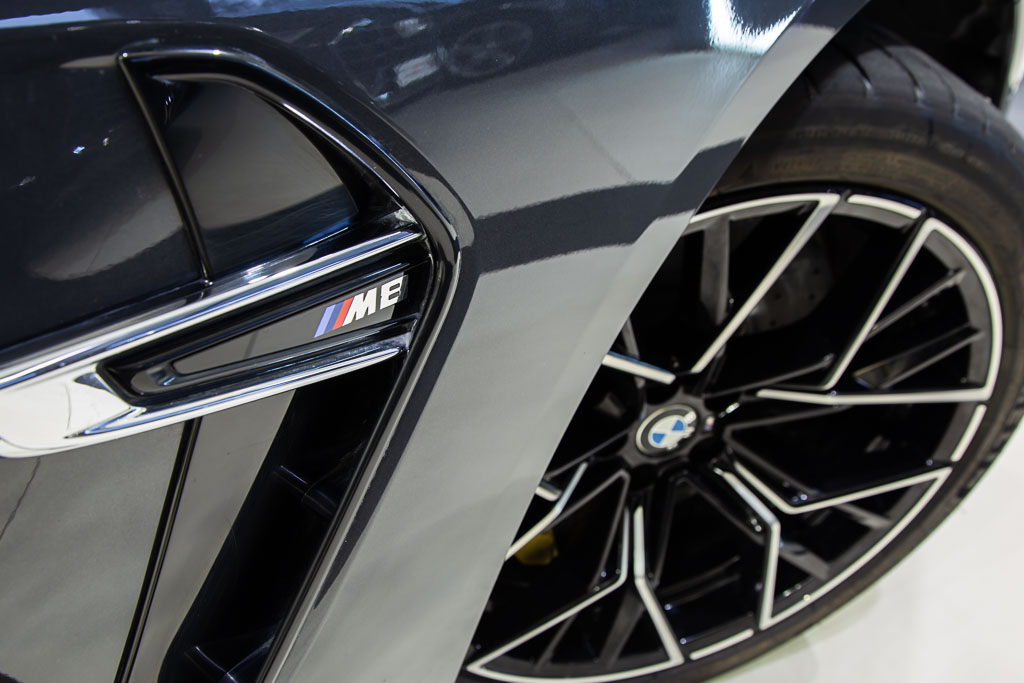 BMW M8 coupe 