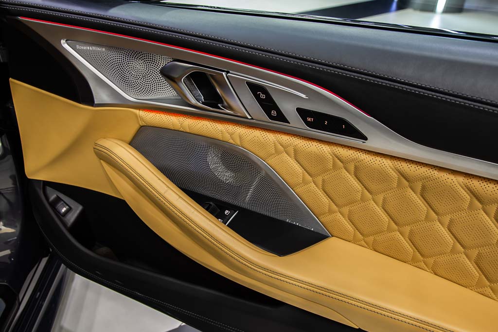 BMW M8 coupe 
