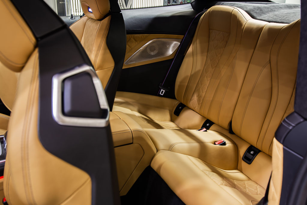 BMW M8 coupe 