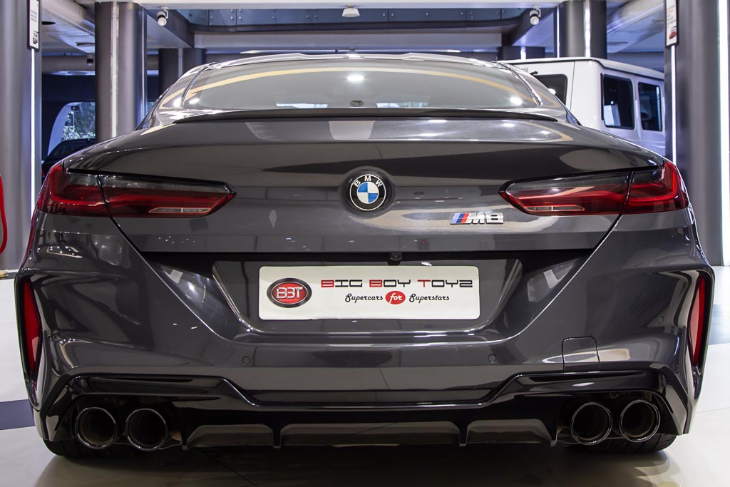 BMW M8 coupe 