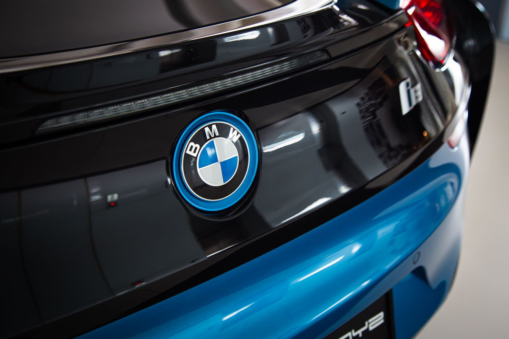 BMW i8