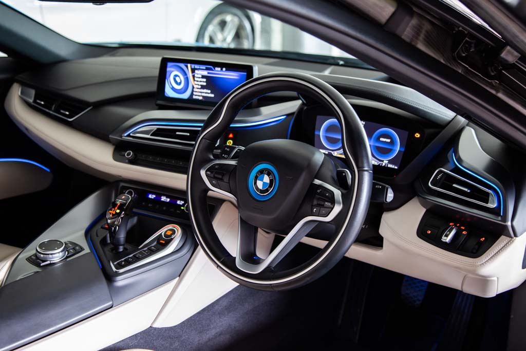 BMW i8
