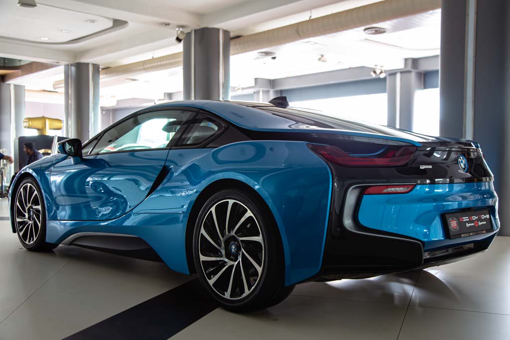 BMW i8