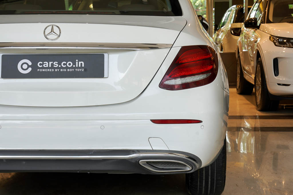 MERCEDES BENZ E220D Exclusive 