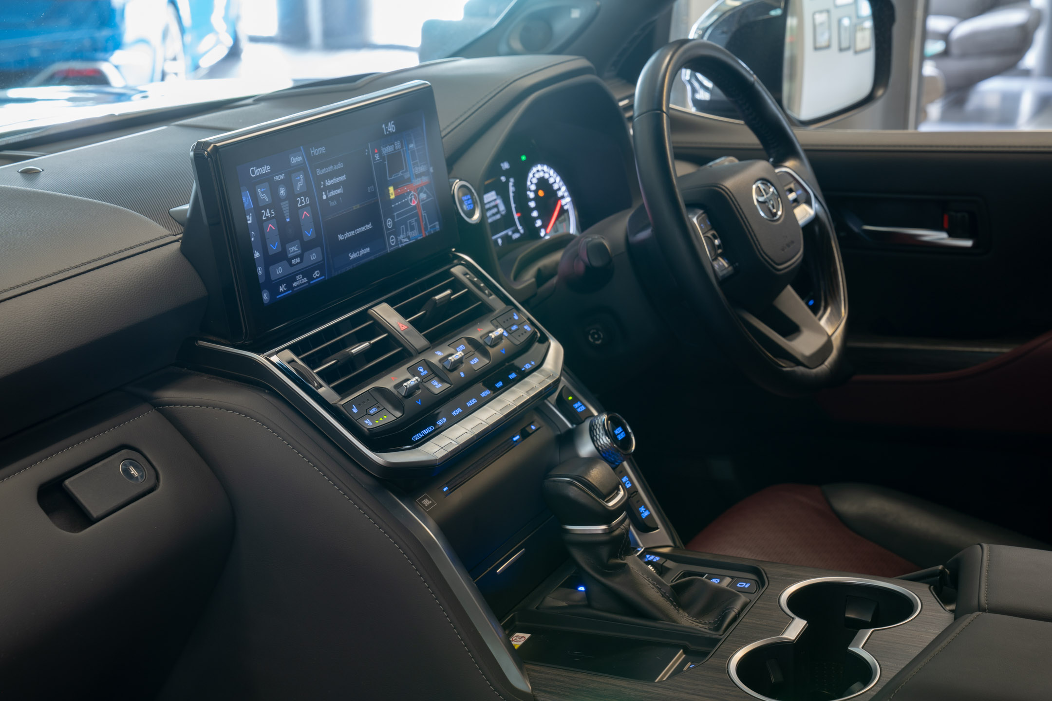 TOYOTA Land Cruiser LC 300 ZX