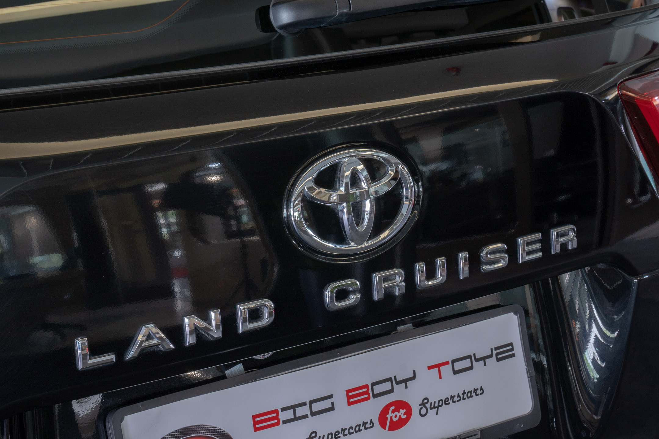 TOYOTA Land Cruiser LC 300 ZX