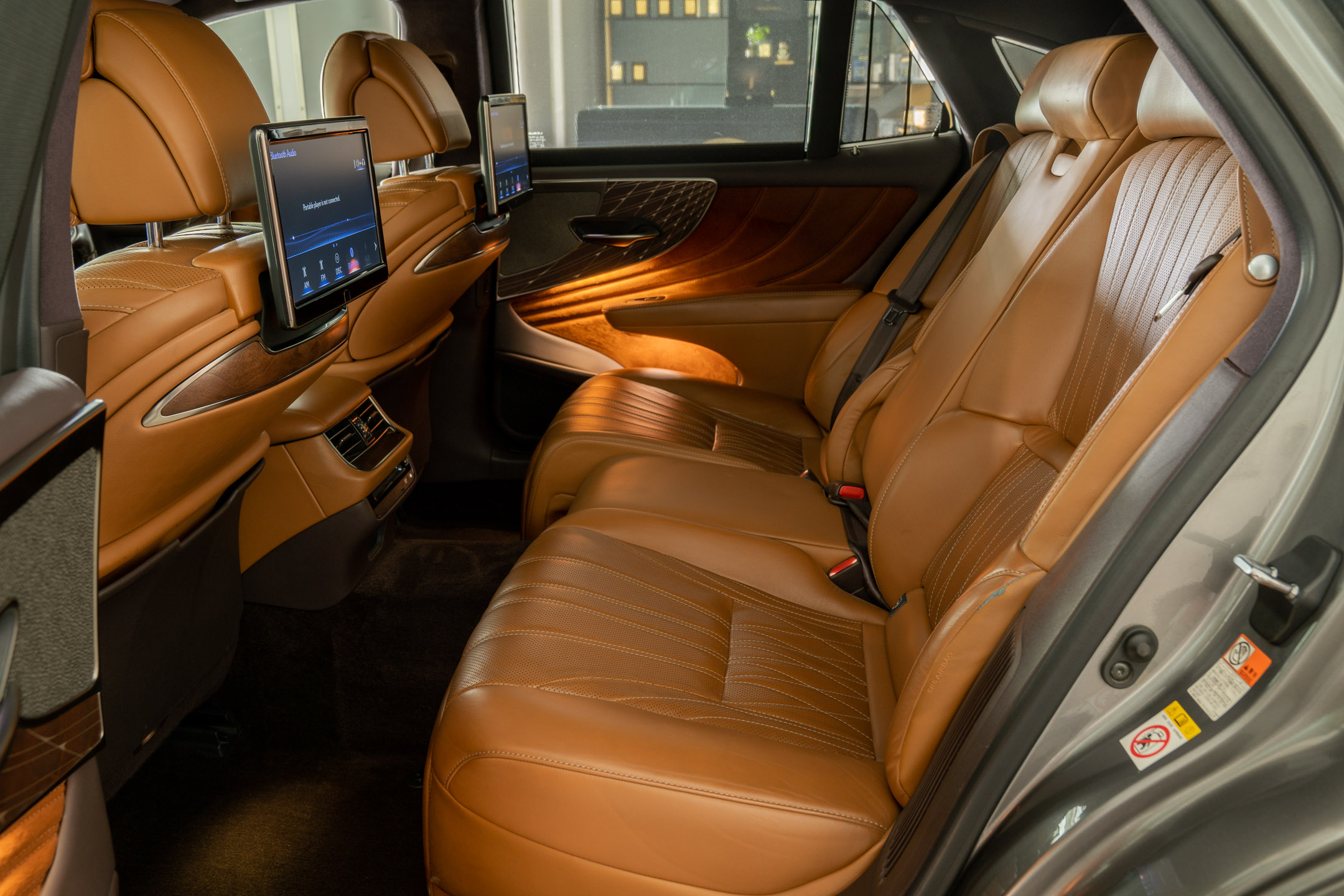 LEXUS LS500H Ultra Luxury