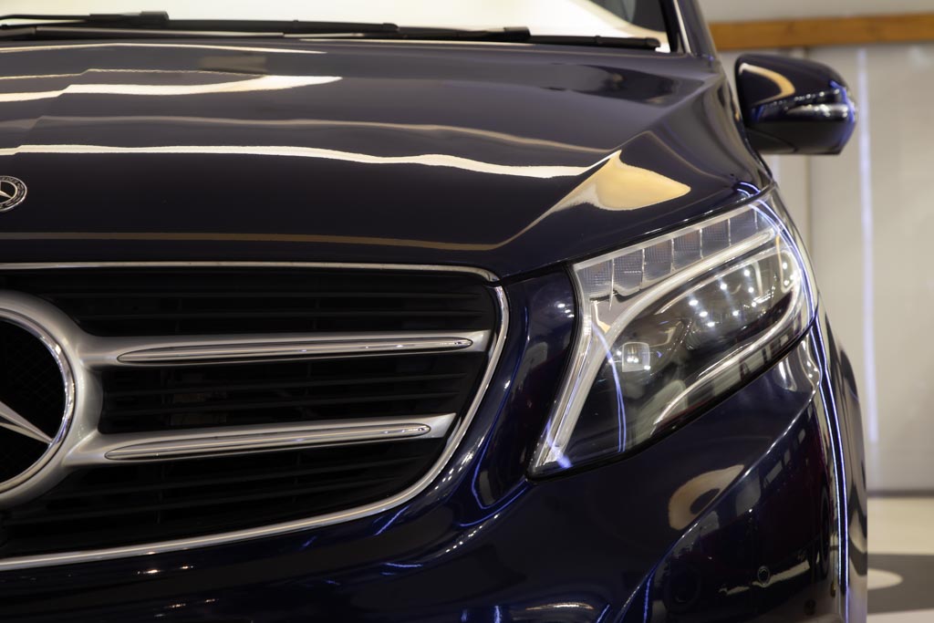 MERCEDES-BENZ V220D LWB EXCLUSIVE