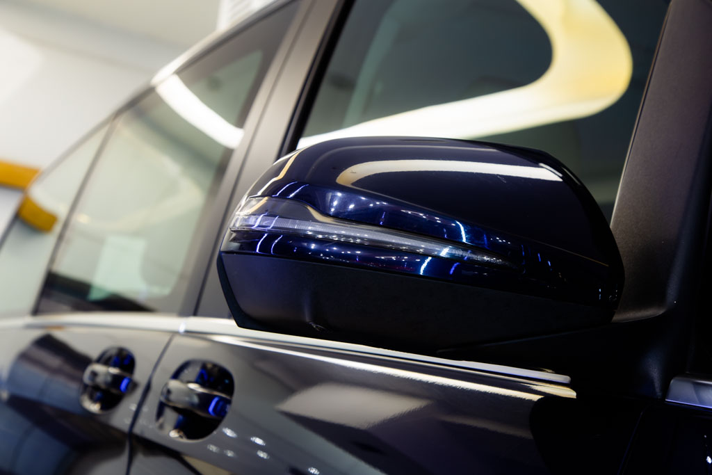 MERCEDES-BENZ V220D LWB EXCLUSIVE